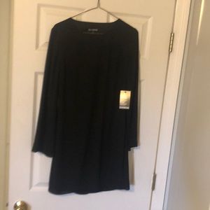 Short black dress with open back